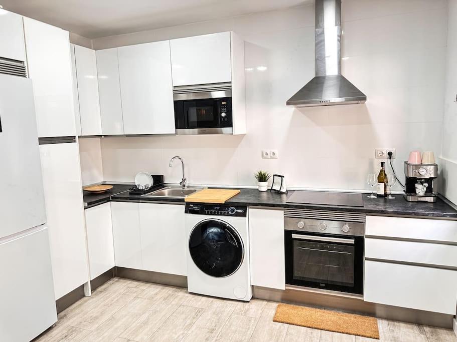 Apartamento Comodidad Y Ubicacion مالقة المظهر الخارجي الصورة